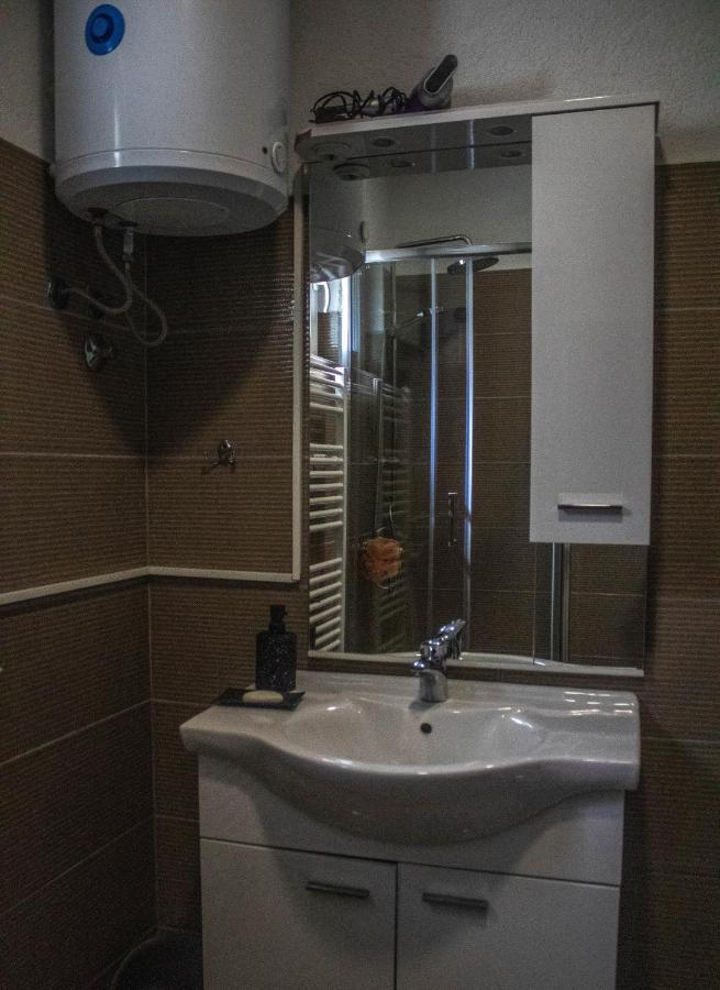 Holiday Residence Buric Високо Екстериор снимка