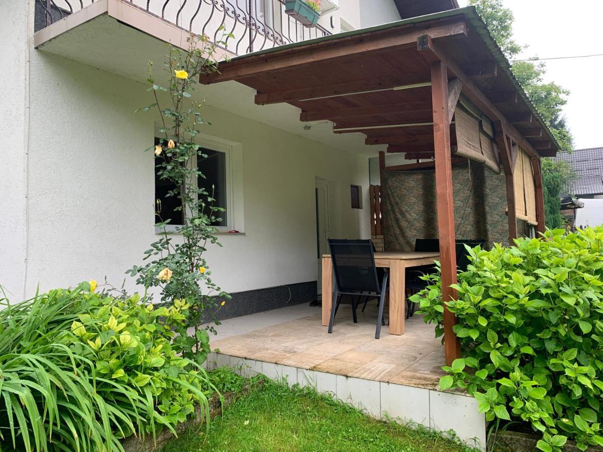 Holiday Residence Buric Високо Екстериор снимка