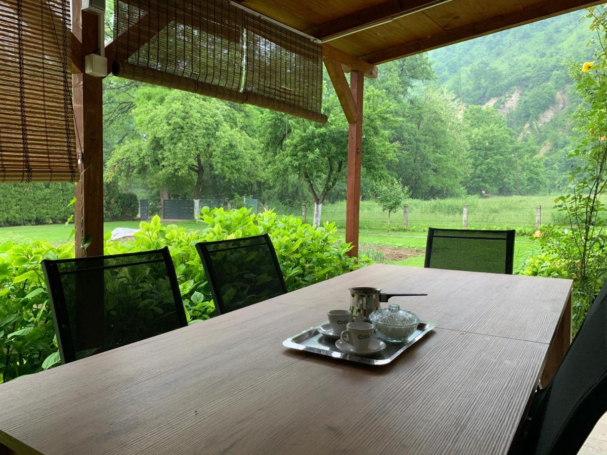 Holiday Residence Buric Високо Екстериор снимка