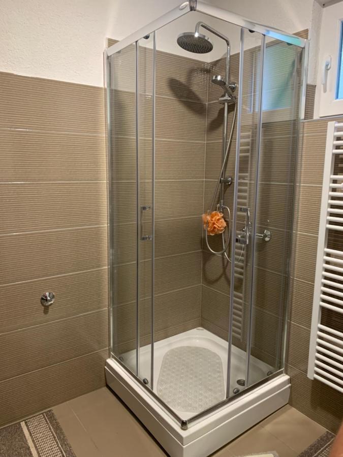 Holiday Residence Buric Високо Екстериор снимка