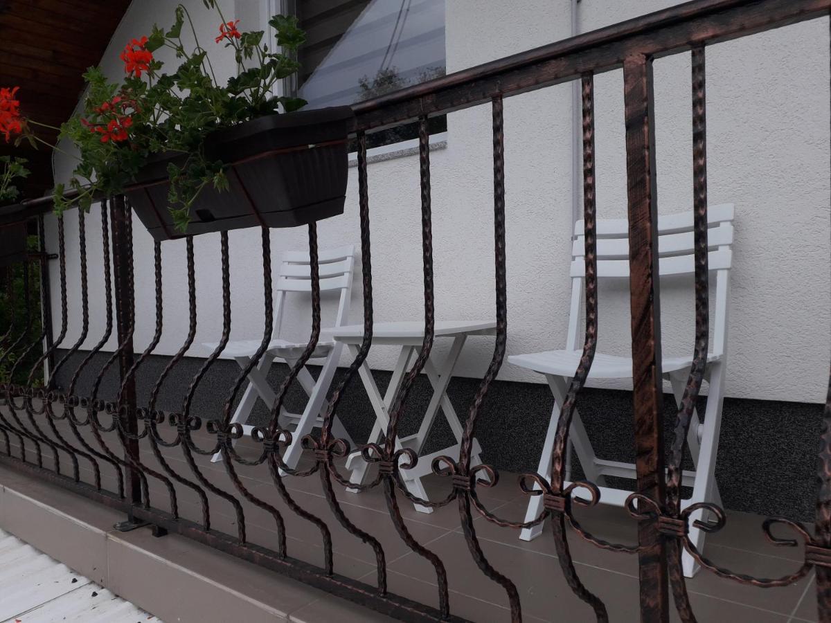 Holiday Residence Buric Високо Екстериор снимка